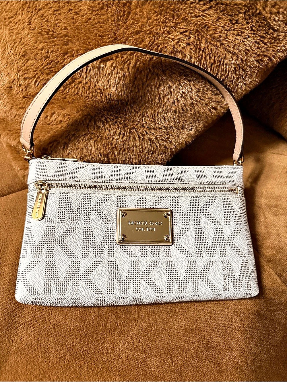 Michael Kors Jet Set Large Wristlet Shoulder Bag White & Brown